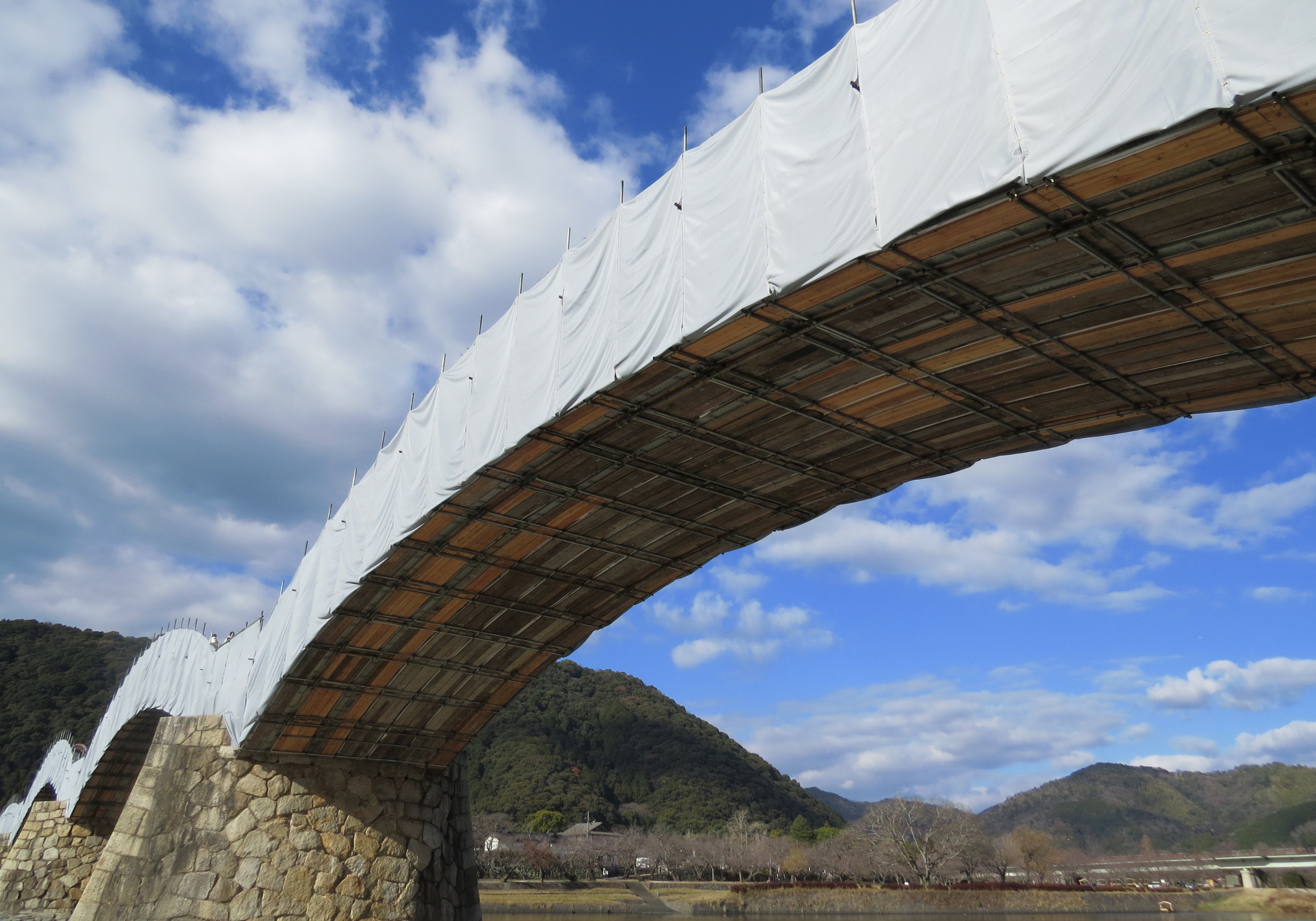 愛知県 名古屋市 足場工事 外壁塗装 仮設足場 鳶工事 塗装工事 足場屋 プラント足場 橋梁足場 解体養生足場 吊り足場