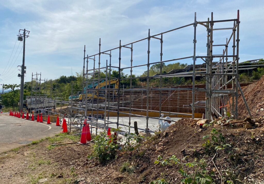 愛知県 名古屋市 足場工事 外壁塗装 仮設足場 鳶工事 塗装工事 足場屋 プラント足場 橋梁足場 解体養生足場 吊り足場 愛知県名古屋市の足場工事