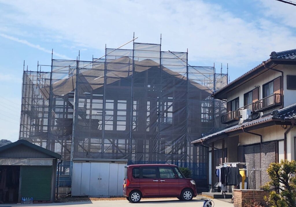 愛知県 名古屋市 足場工事 外壁塗装 仮設足場 鳶工事 塗装工事 足場屋 プラント足場 橋梁足場 解体養生足場 吊り足場 愛知県名古屋市の足場工事
